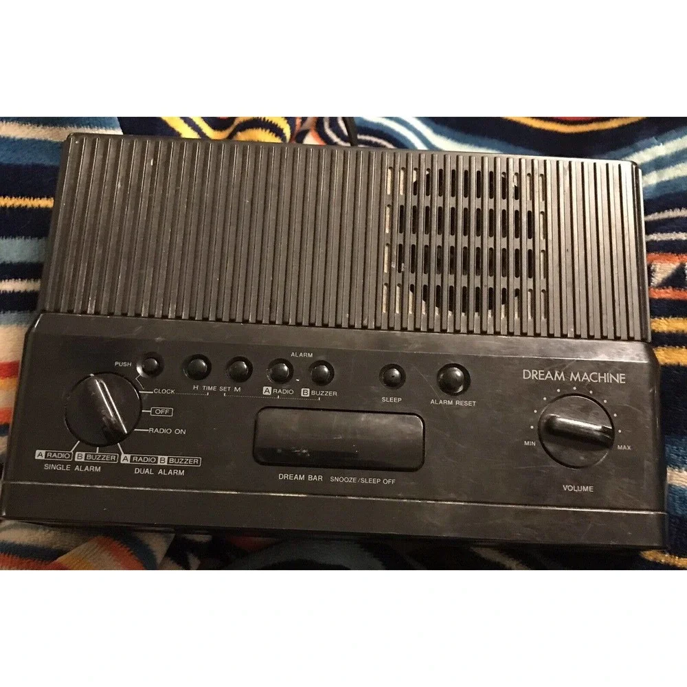 Vintage SONY Dream Machine AM/FM Alarm Clock ICF-C200W - Works